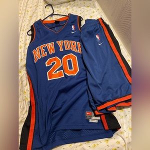 New York Knicks jersey and shorts